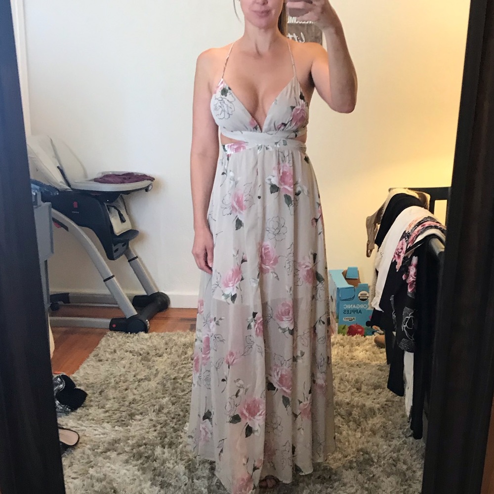 Pretty Maxi Dress